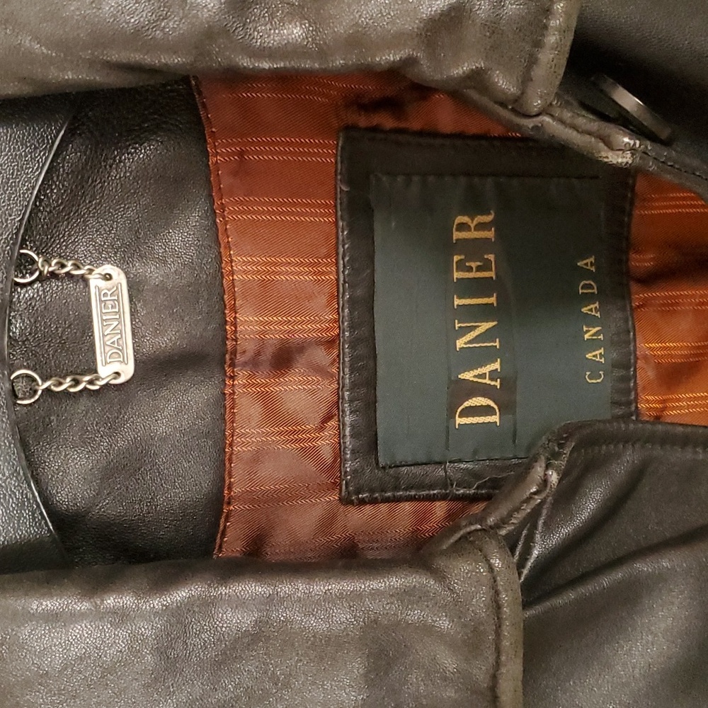 💝 SOLD🎉🎉Danier leather jacket🔥 - Picture 2 of 15